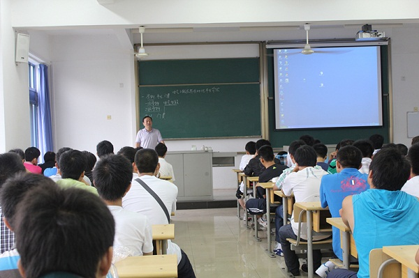 18jav
2011级新生入学教育圆满结束3